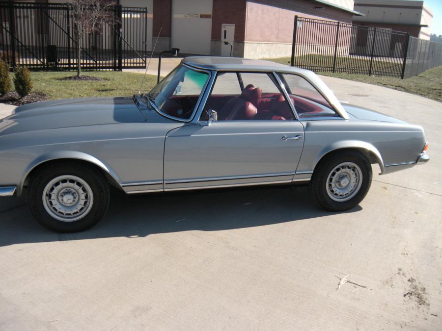  Mercedes-Benz 280 SL (W113) 1969 года  (EU) (фото 29 из 141)